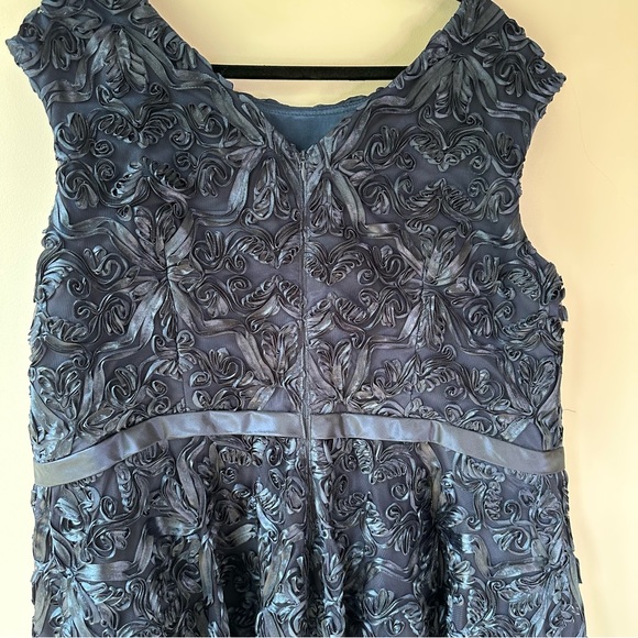 Cocktail short dress. Plus size 1950’s vintage look, 3D Lace a stunning piece - Picture 12 of 12